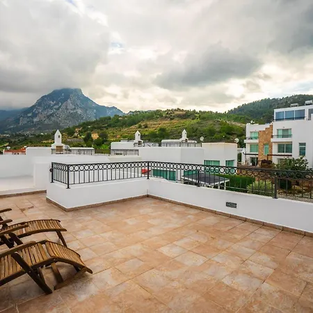 3-bedroom In Family Friendly Area